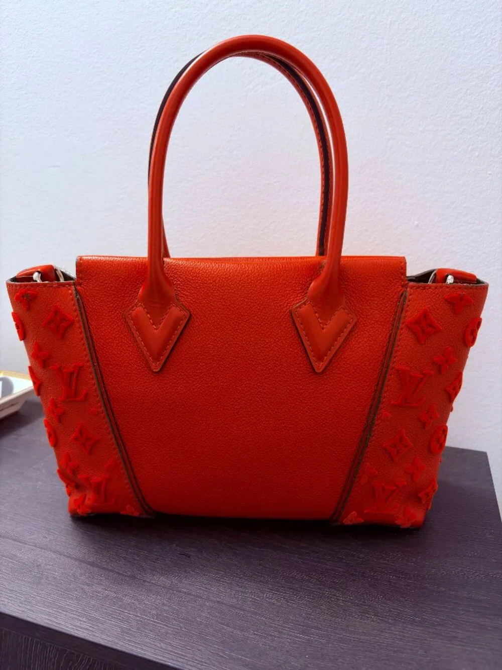 LOUIS VUITTON Veau Cachemire Tote W BB Handbag (RED)